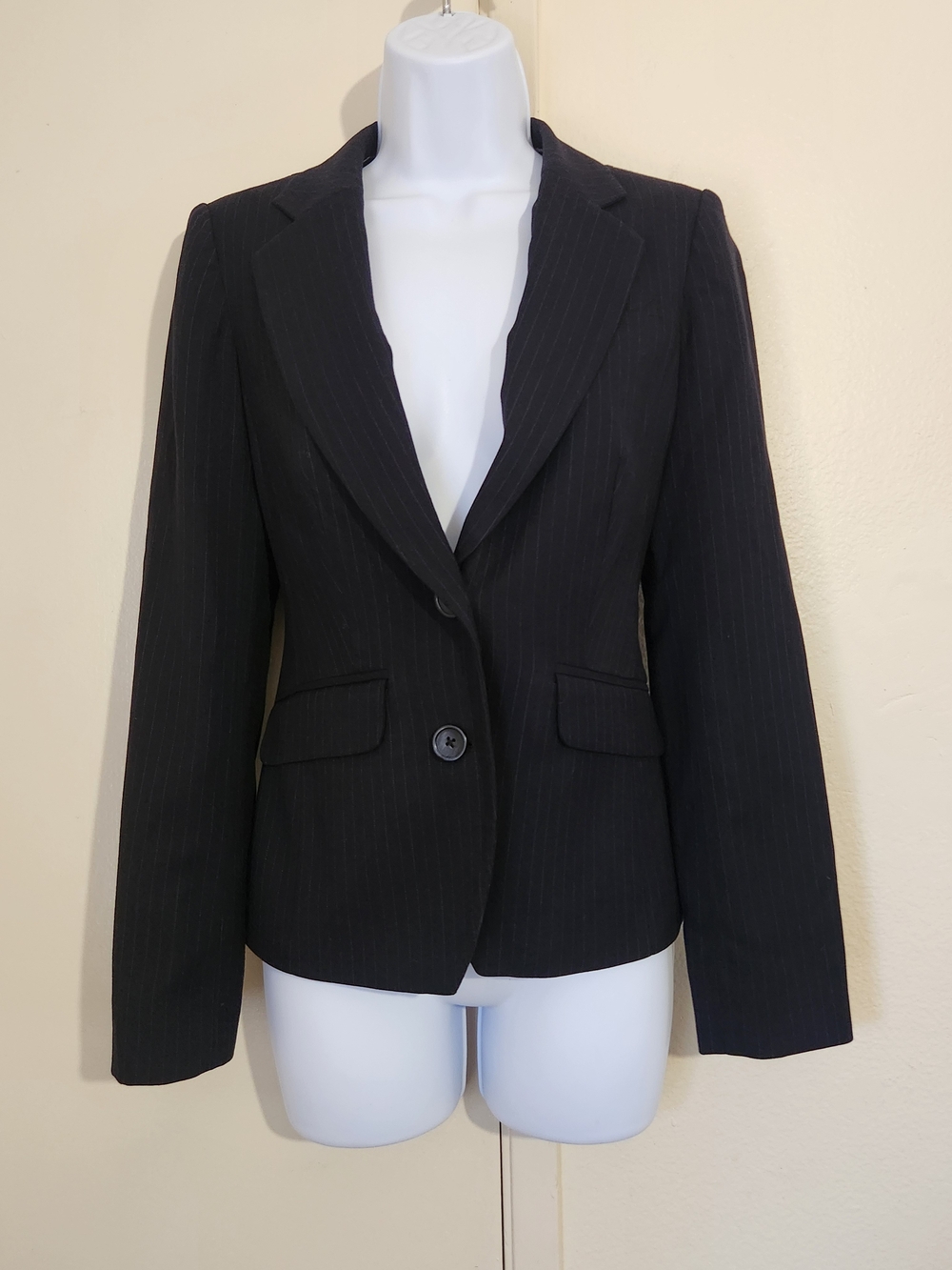 Banana Republic Black Pinstripe Tailored Blazer